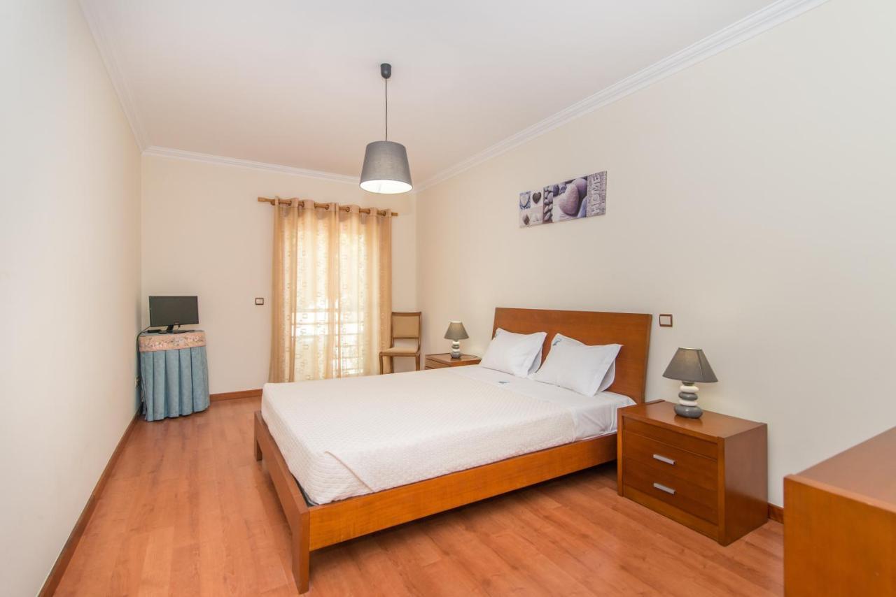 Casa Mergoux - 15 Mins Walk City Center - Quiet - Spacious Tavira Exterior photo